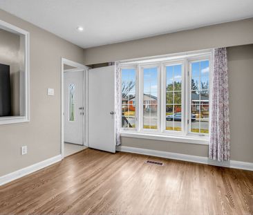 For Lease - 17 Strode Drive, Toronto, Ontario - Photo 3