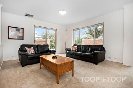 Lovely North Adelaide 3 Bedroom Home! - Photo 5