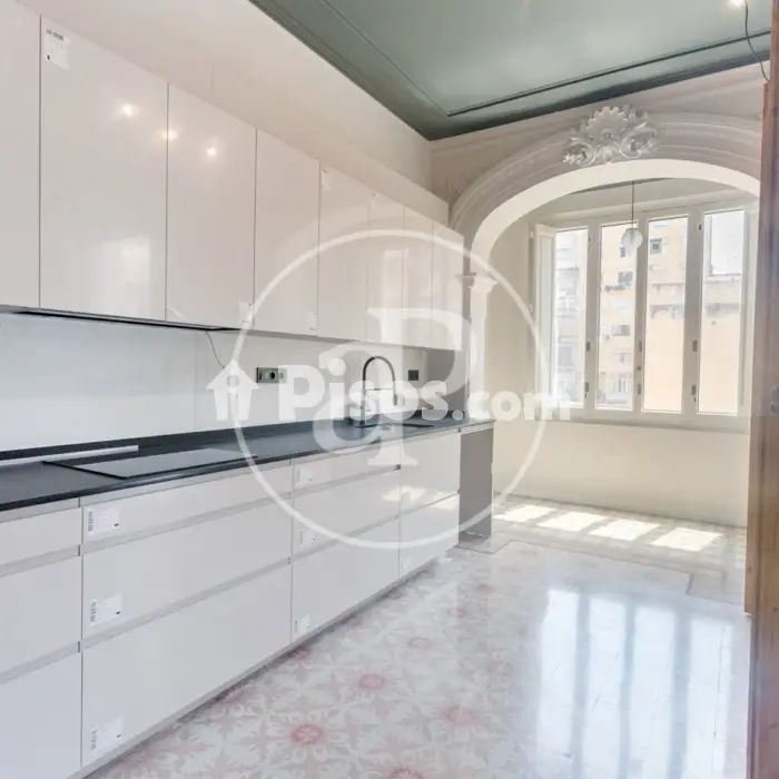 Apartamento en alquiler en Barcelona Capital - Photo 1