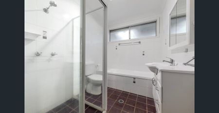 Comfortable Family Living in a Convenient South Penrith Location - Photo 4