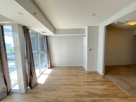 For Lease - 30 Meadowglen Place Unit# 408, Toronto, Ontario - Photo 4