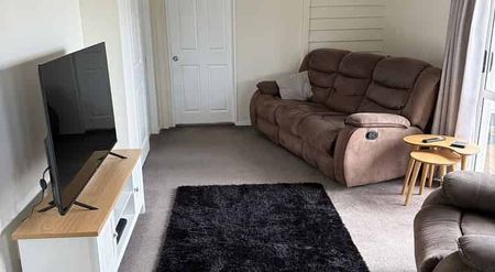 Quiet 2BR Home in Riverstone Terraces - Photo 4