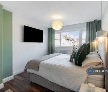 3 bedroom end of terrace house to rent - Photo 6