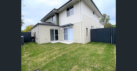 Modern Near New Townhouses , Great location. - Photo 3