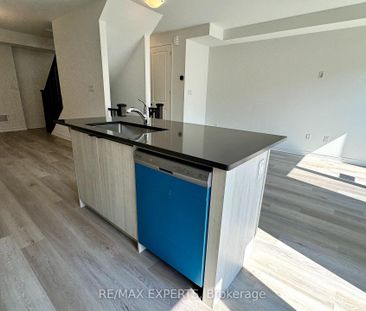 For Lease - 17 Pearen Lane, Barrie, Ontario - Photo 5