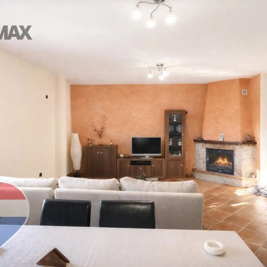 Casa o chalet de alquiler en Polígono Ds Diseminados Parcela 51, Benagalbón - Photo 1