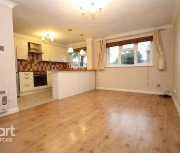 1 bedroom flat to rent - Photo 2