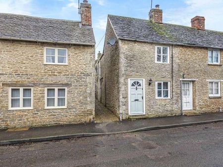 The Butts, Poulton, GL7 - Photo 3