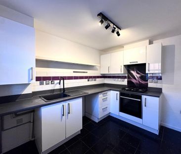 3 bedroom terraced house to rent - Photo 4