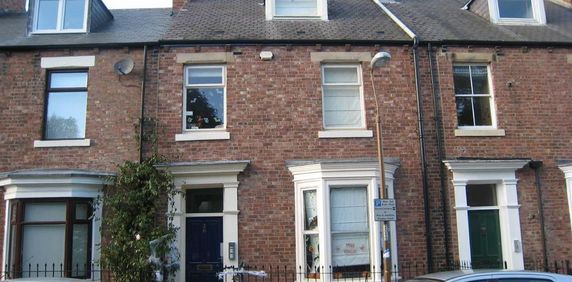 9 bedroom private hall to rent - Photo 2