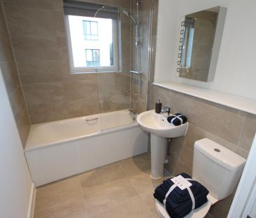 2 bedroom apartment to rent - Photo 6