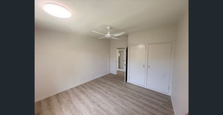 PERFECT ON PAR STREET - Photo 2