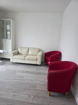 5 Bed Terraced House, Sheringham Drive, IG11 - Photo 1