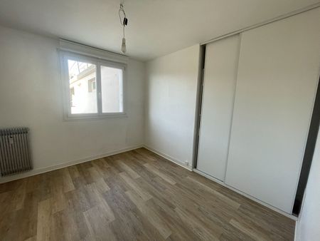 Location Appartement 3 pièces 56m² - Photo 5