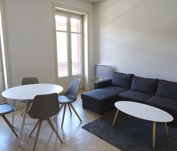 Location Appartement 1 pièce 44m² - Photo 1