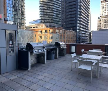 For Lease - 21 Widmer Street Unit# 1808, Toronto, Ontario - Photo 6