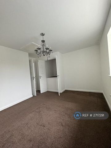 3 bedroom terraced house to rent - Photo 2