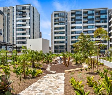 MODERN 1 BED SITUATED IN A DESIGNER COMPLEX WITH TOP FACILITIES - Photo 4