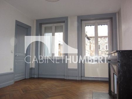Location Appartement 2 pièces 62m² ST ETIENNE 42000 - Photo 2
