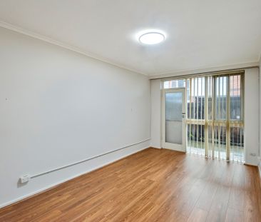 2/129 Grange Road, Glen Huntly VIC 3163 - Apartment For Rent | Domain - Photo 6