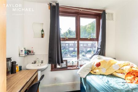 7 bedroom terraced house to rent - Photo 5