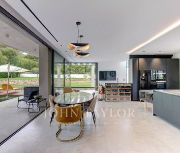 Maison à louer Valbonne, Cote d'Azur, France16 500 EUR / Mois - Photo 5