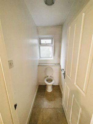 3 bedroom apartment to rent - Photo 1