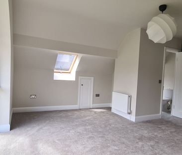 Stunning 1 bedroom residence (9 month lease offered) - Photo 5