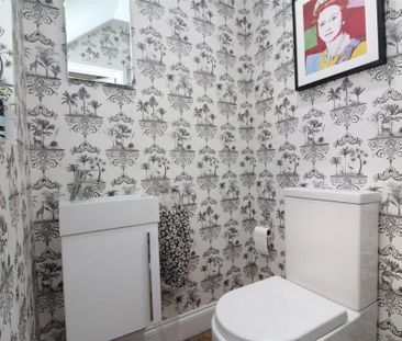 3 bedroom terraced house to rent - Photo 2