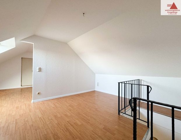 3-Raum-Maisonette-Wohnung im Dachgeschoss - Photo 1