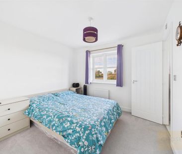 3 bedroom semi-detached house to rent - Photo 4