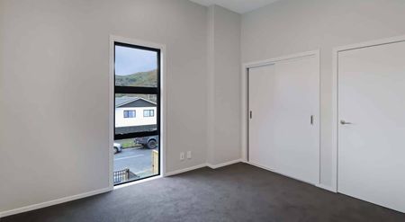 Naenae Living - Photo 4