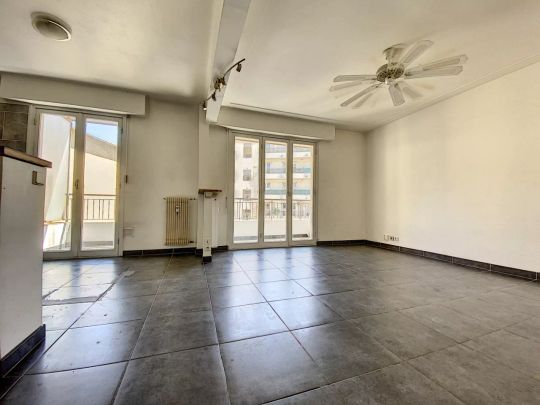 A LOUER - STUDIO 33M² A NICE, SECTEUR GAMBETTA - Photo 1