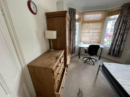 5 bedroom terraced house to rent - Photo 3