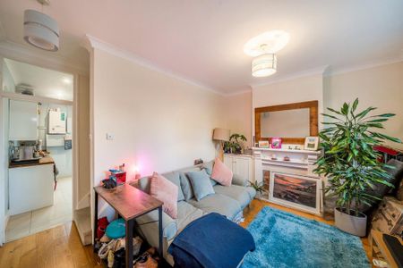 2 bedroom terraced house to rent - Photo 5