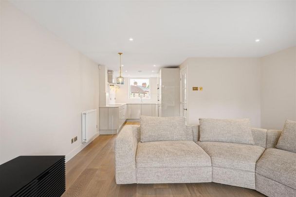 Postern Close, York - Photo 1