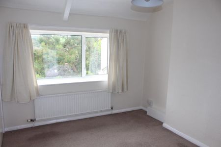 2 bedroom terraced house to rent - Photo 4