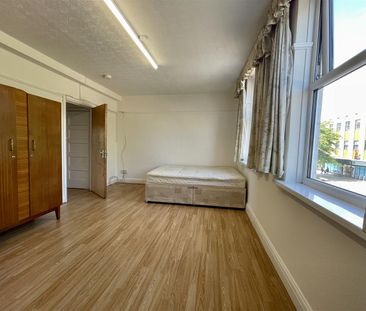 Northolt Road, Harrow - Photo 2