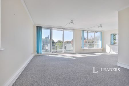 3 bedroom apartment to rent Dolphin Court, 15 The Avenue, Poole, BH13 - Photo 4