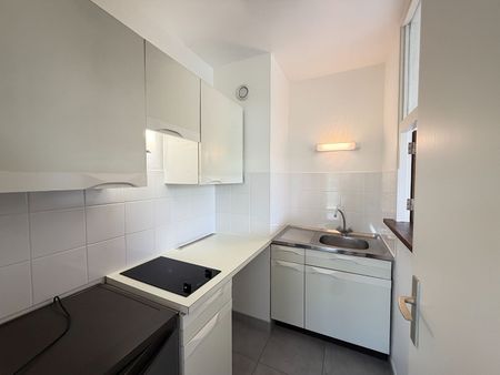 Location Appartement 1 pièce 30m² - Photo 4
