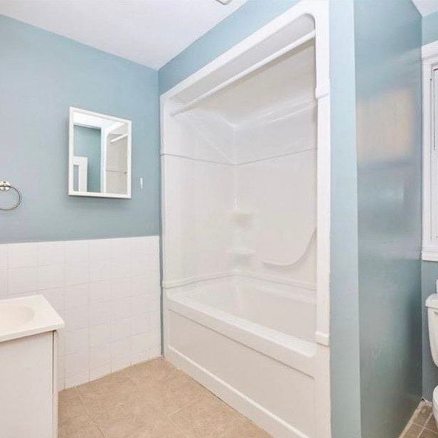 For Lease - 4679 Second Avenue Unit# Upper, Niagara Falls, Ontario - Photo 1