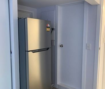 Chic 2BR Orakei Apt w/ Views! - Photo 2