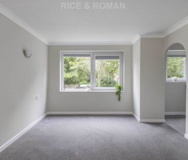 1 Bedroom Apartment - Photo 2