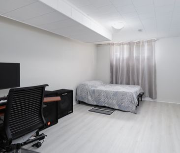 For Lease - 12 Northwood Crescent, Belleville, Ontario - Photo 3