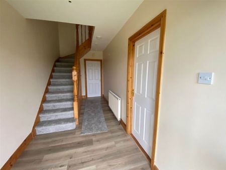 16 Lisnennan Court, Letterkenny, County Donegal - Photo 2