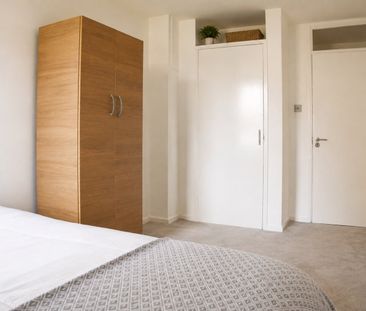 Room in a Shared House, Stunning Double Room In Pimlico, SW1V - Photo 1