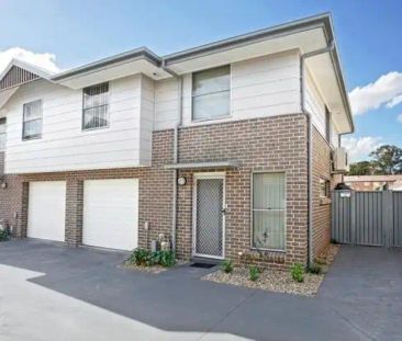 “4 Bedrooms ! 2 Bath ! 2 Car ! Ducted Air !” - Photo 5