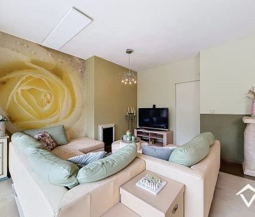 Ruim appartement met 3 slaapkamers, garage en terras te Roeselare - Photo 1