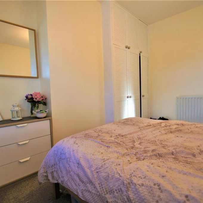 4 bedroom house to rent - Photo 1