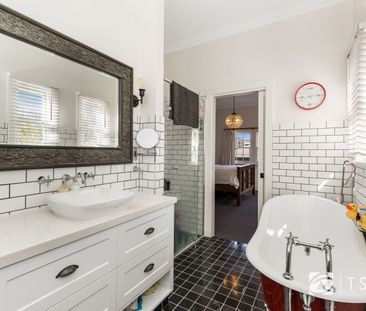 9 Harpin Pl, East Bendigo - Photo 6